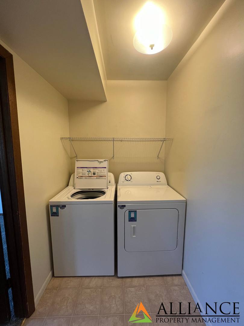 Apartment for rent at 2014 Seaton Ave, Manhattan, KS 66502