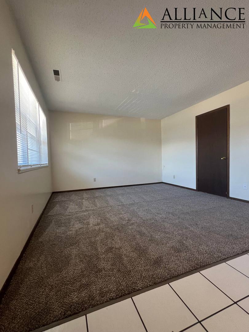 Apartment for rent at 2014 Seaton Ave, Manhattan, KS 66502