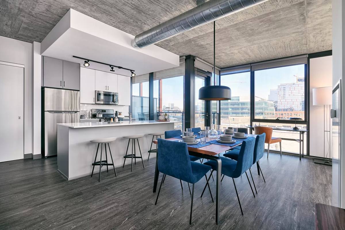 Apartment for rent at 160 N Elizabeth St, Chicago, IL 60607