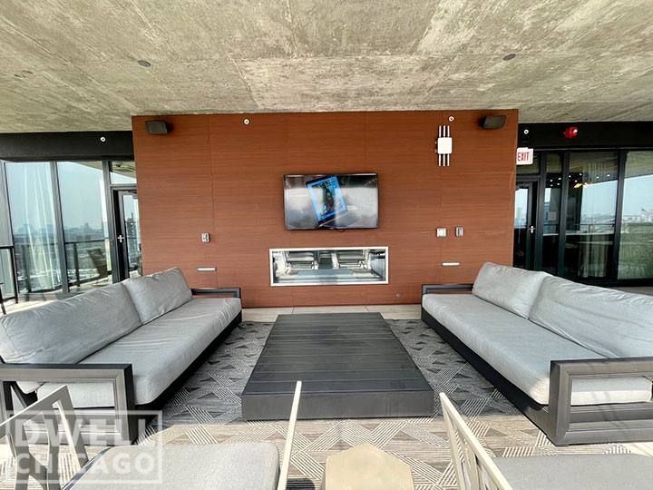 Apartment for rent at 180 N Ada St, Chicago, IL 60607