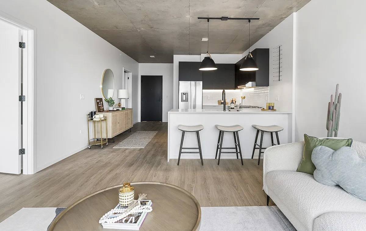 Apartment for rent at 225 N Elizabeth St, Chicago, IL 60607