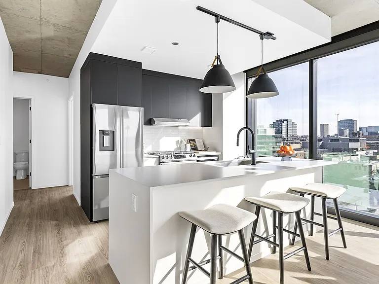 Apartment for rent at 225 N Elizabeth St, Chicago, IL 60607