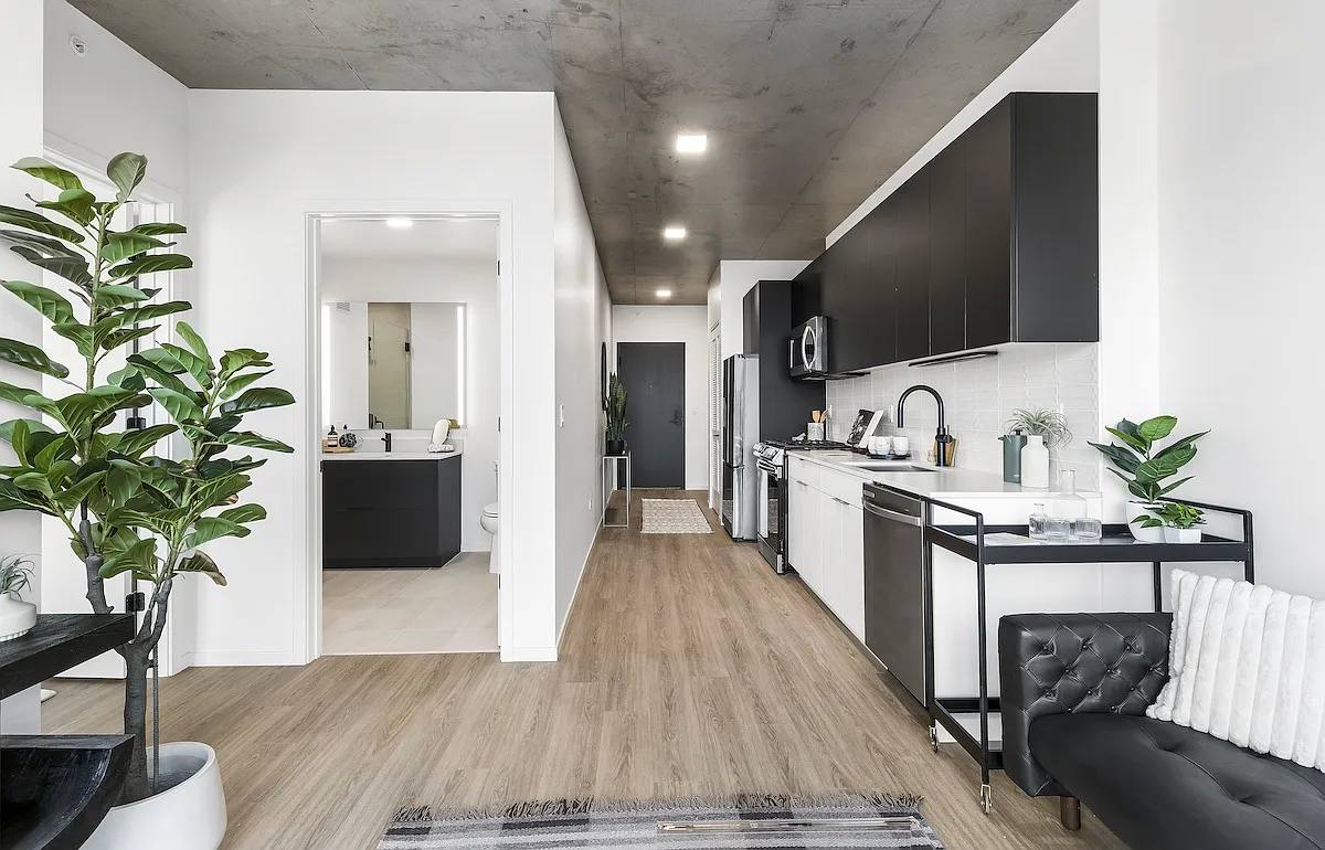 Apartment for rent at 225 N Elizabeth St, Chicago, IL 60607