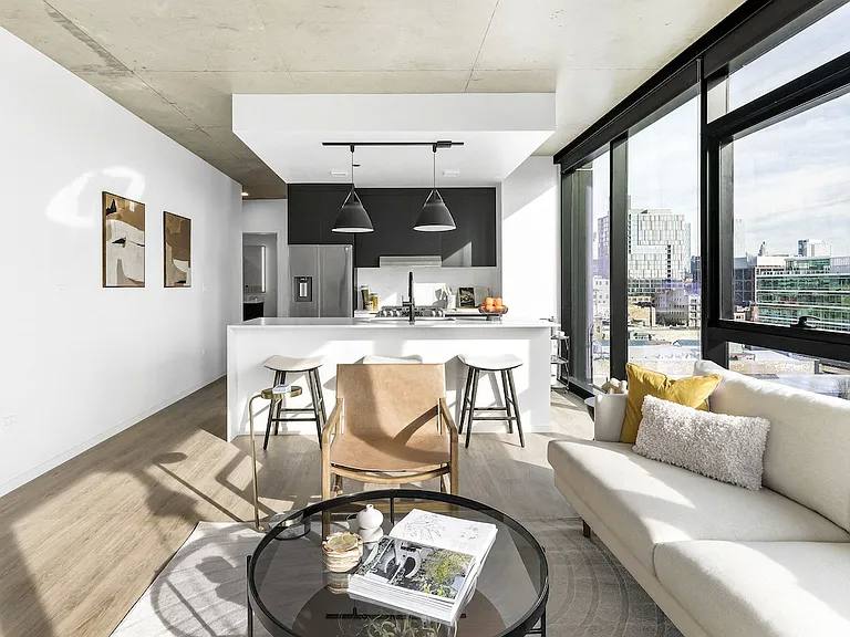 Apartment for rent at 225 N Elizabeth St, Chicago, IL 60607