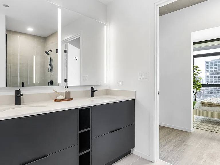 Apartment for rent at 225 N Elizabeth St, Chicago, IL 60607