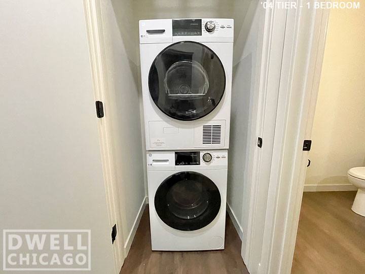 Apartment for rent at 411 W Chicago, Chicago, IL 60654