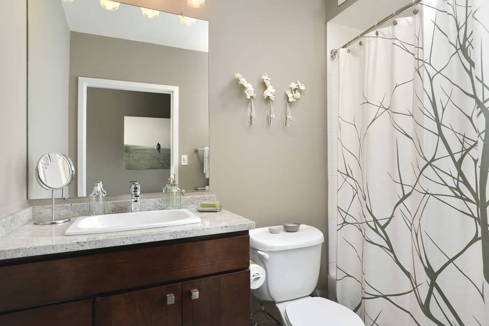 Apartment for rent at 121 W Chestnut St, Chicago, IL 60610