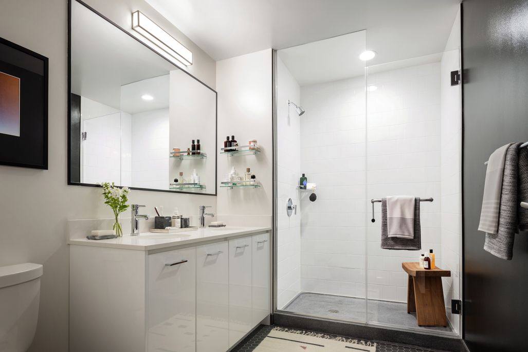 Apartment for rent at 1035 W Van Buren St, Chicago, IL 60607