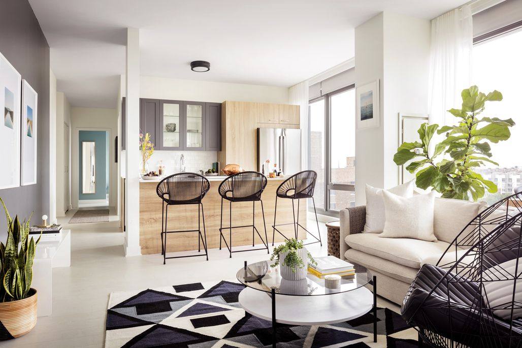 Apartment for rent at 1035 W Van Buren St, Chicago, IL 60607