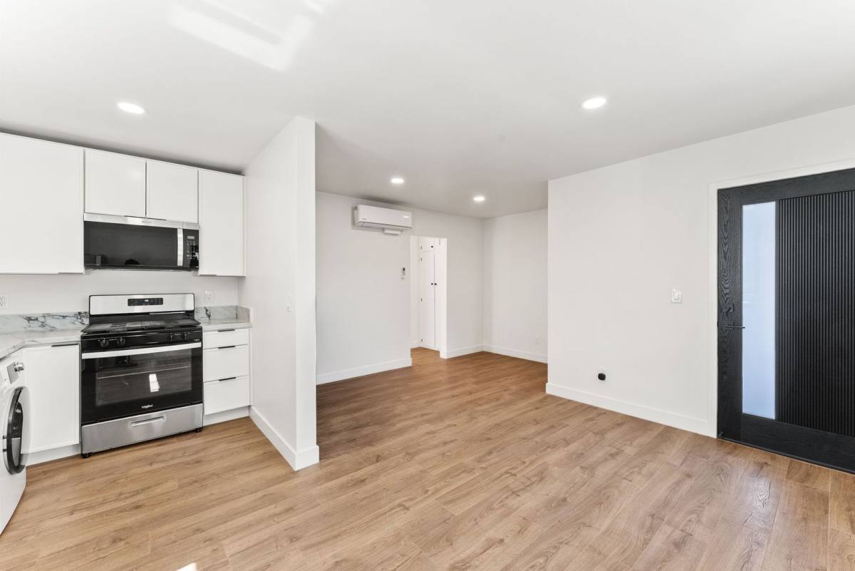 Apartment for rent at 4768 Arizona St #2, San Diego, CA 92116