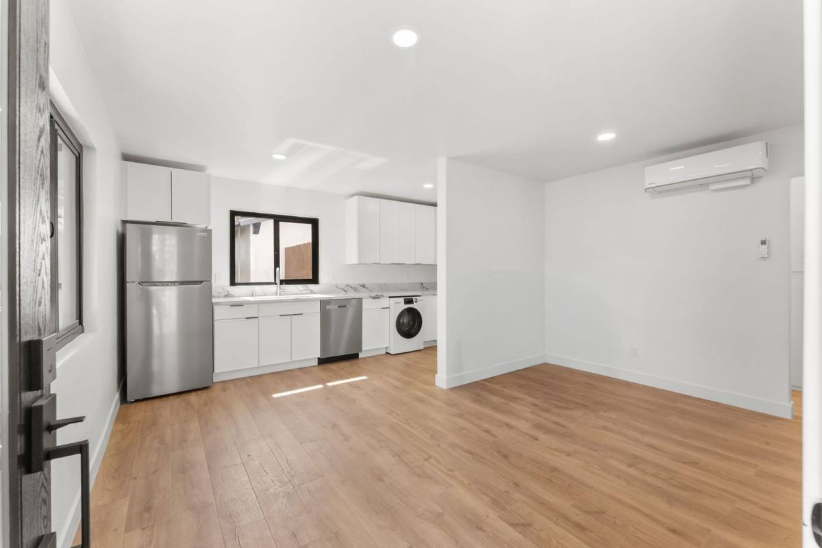 Apartment for rent at 4768 Arizona St #2, San Diego, CA 92116