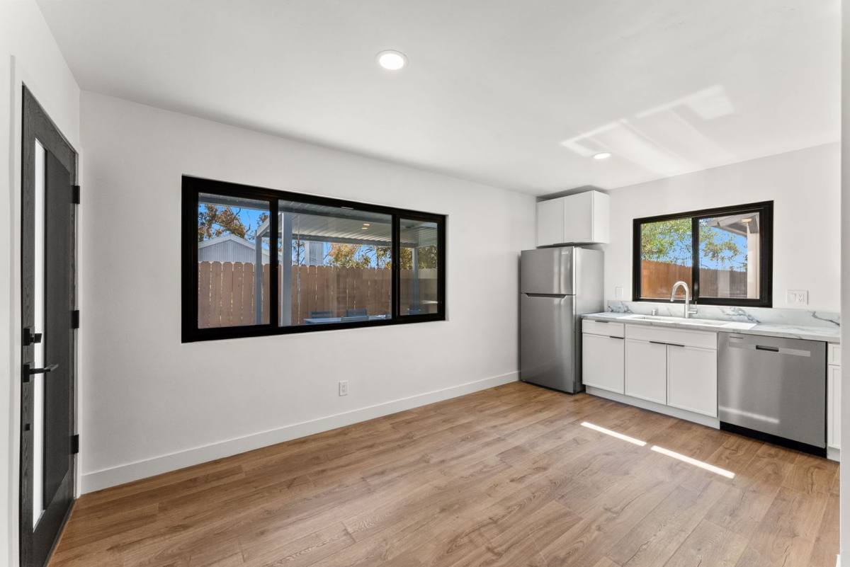 Apartment for rent at 4768 Arizona St #2, San Diego, CA 92116