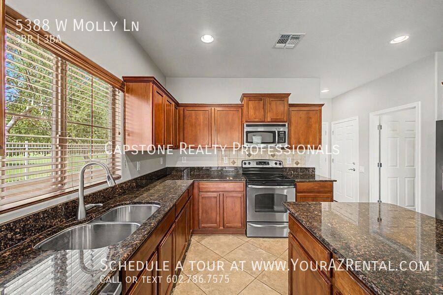 House for rent at 5388 W Molly Lane, Phoenix, AZ 85083