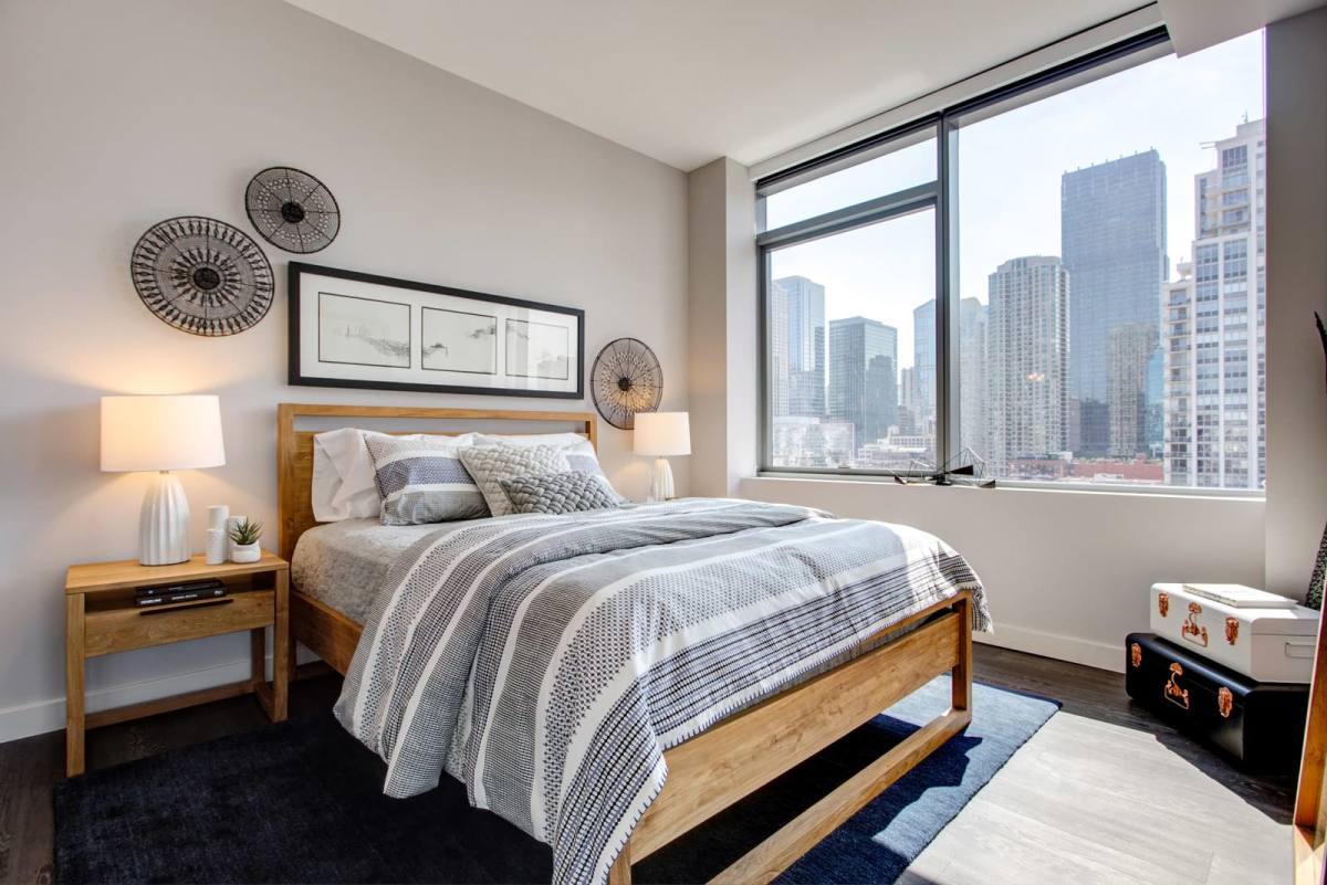 Apartment for rent at 640 N Wells St, Chicago, IL 60654