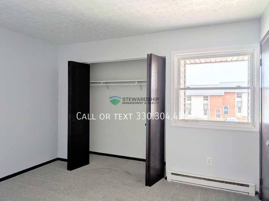 Townhouse for rent at 311 Engadine Court SW #D6, Sugarcreek, OH 44681