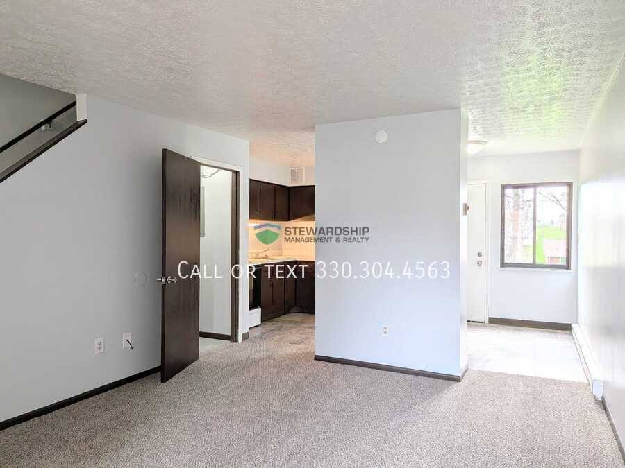 Townhouse for rent at 311 Engadine Court SW #D6, Sugarcreek, OH 44681