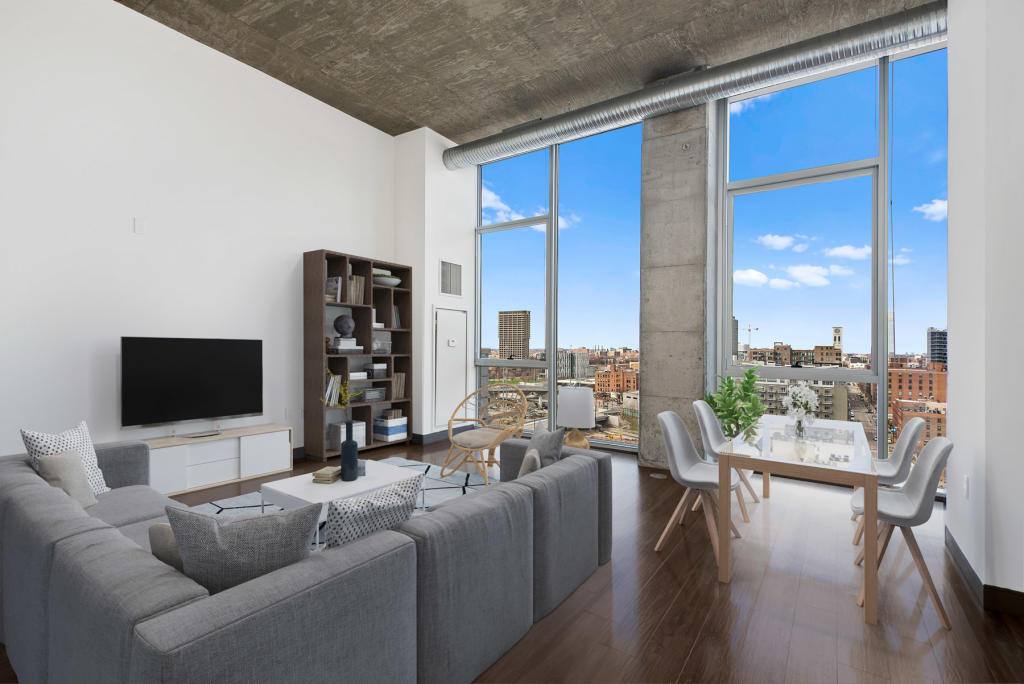 Apartment for rent at 601 W Jackson Blvd, Chicago, IL 60661