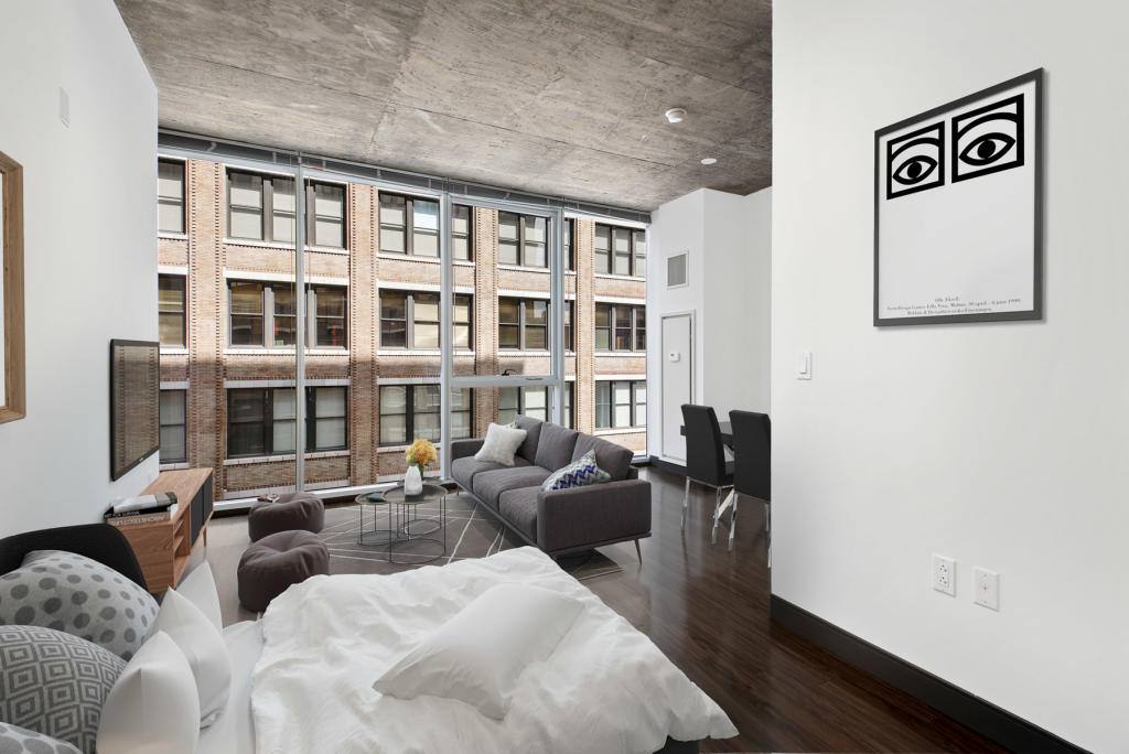 Apartment for rent at 601 W Jackson Blvd, Chicago, IL 60661