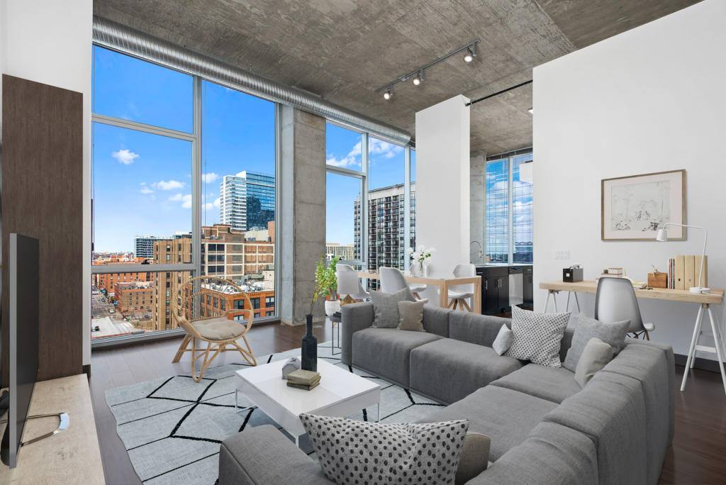 Apartment for rent at 601 W Jackson Blvd, Chicago, IL 60661