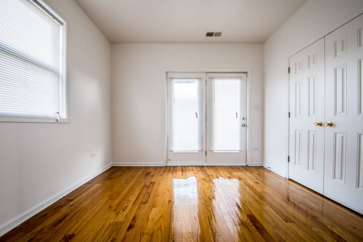 Apartment for rent at 3038 W Flournoy, Chicago, IL 60612