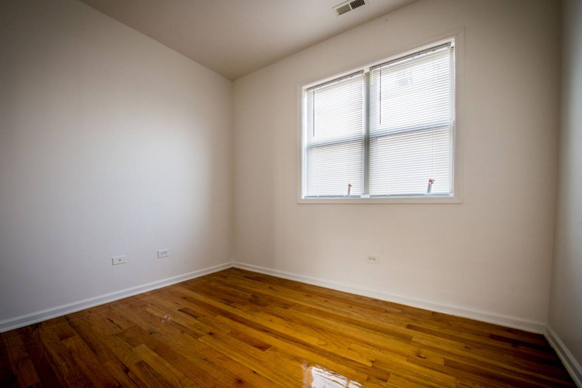 Apartment for rent at 3038 W Flournoy, Chicago, IL 60612