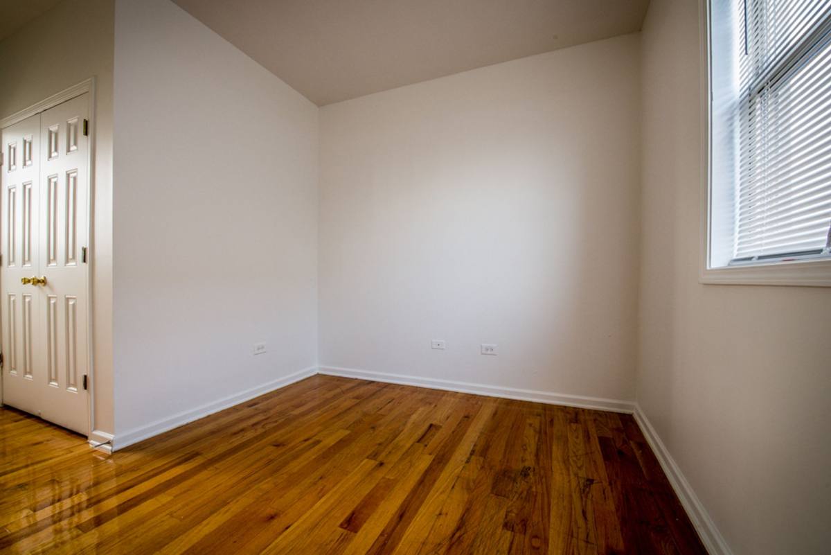 Apartment for rent at 3038 W Flournoy, Chicago, IL 60612