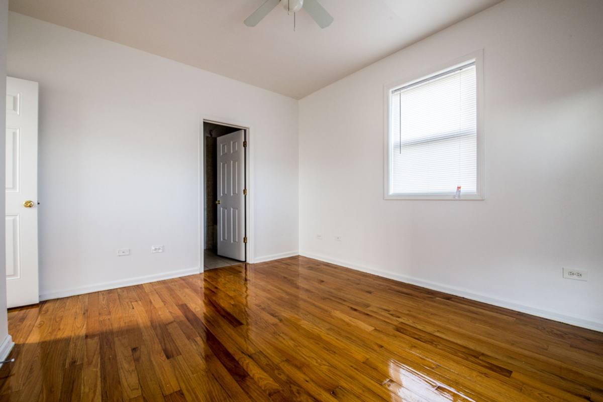Apartment for rent at 3038 W Flournoy, Chicago, IL 60612
