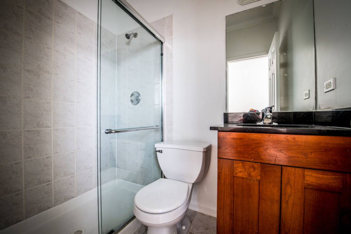 Apartment for rent at 3038 W Flournoy, Chicago, IL 60612