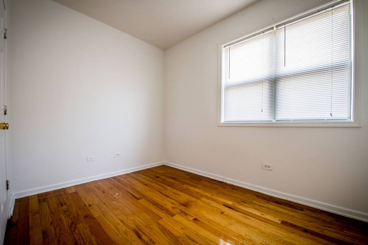 Apartment for rent at 3038 W Flournoy, Chicago, IL 60612