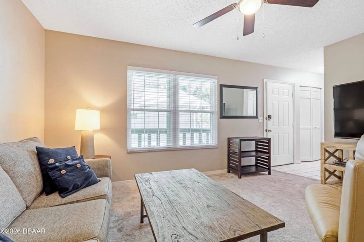 Apartment for rent at 840 Center Ave, Daytona Beach, FL 32117