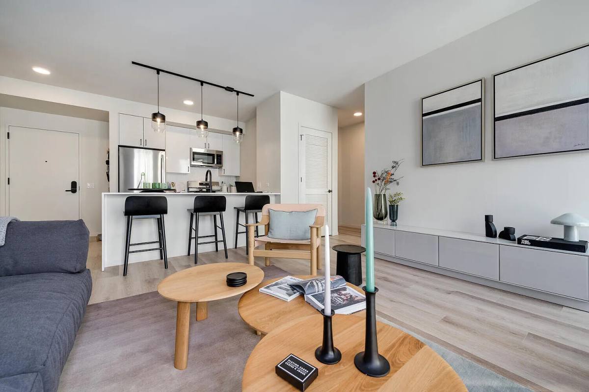 Apartment for rent at 88 E Wacker Place, Chicago, IL 60601
