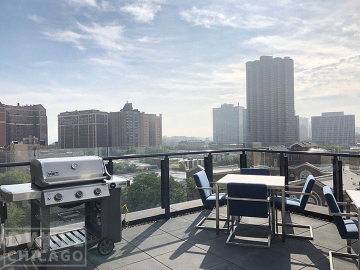 Apartment for rent at 734 W Sheridan Rd, Chicago, IL 60613