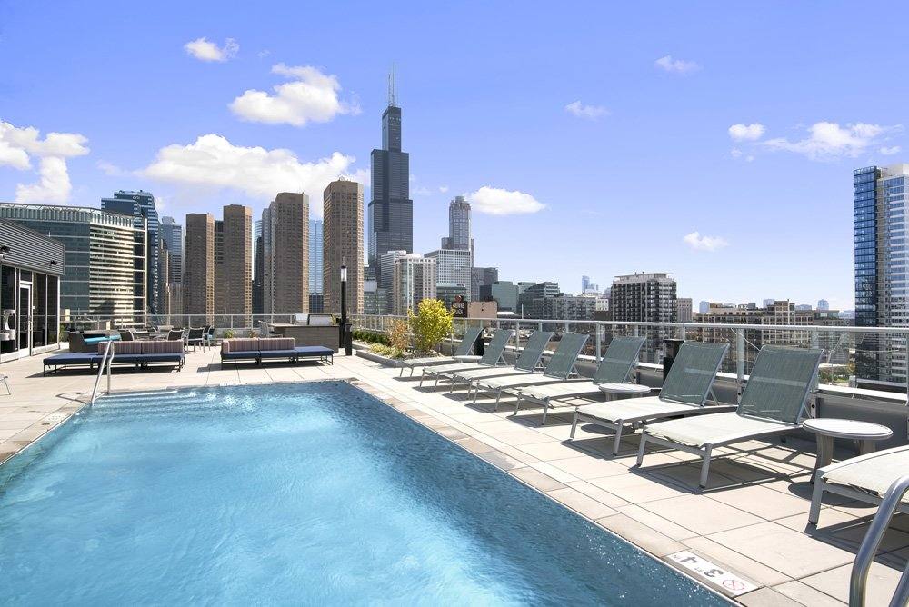 Apartment for rent at 11 S Green St, Chicago, IL 60607