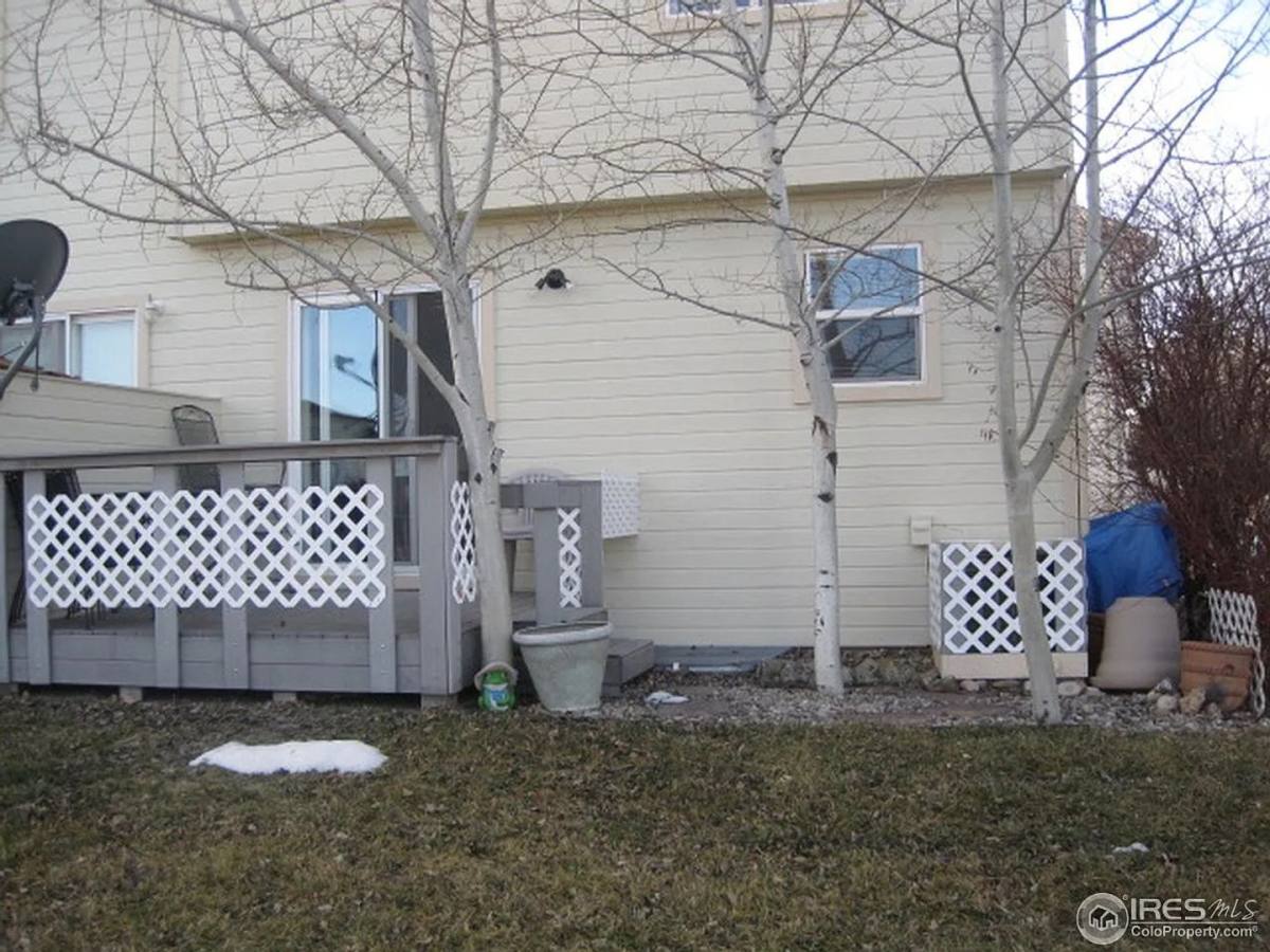 Townhouse for rent at 990 Monroe Ave, Loveland, CO 80537