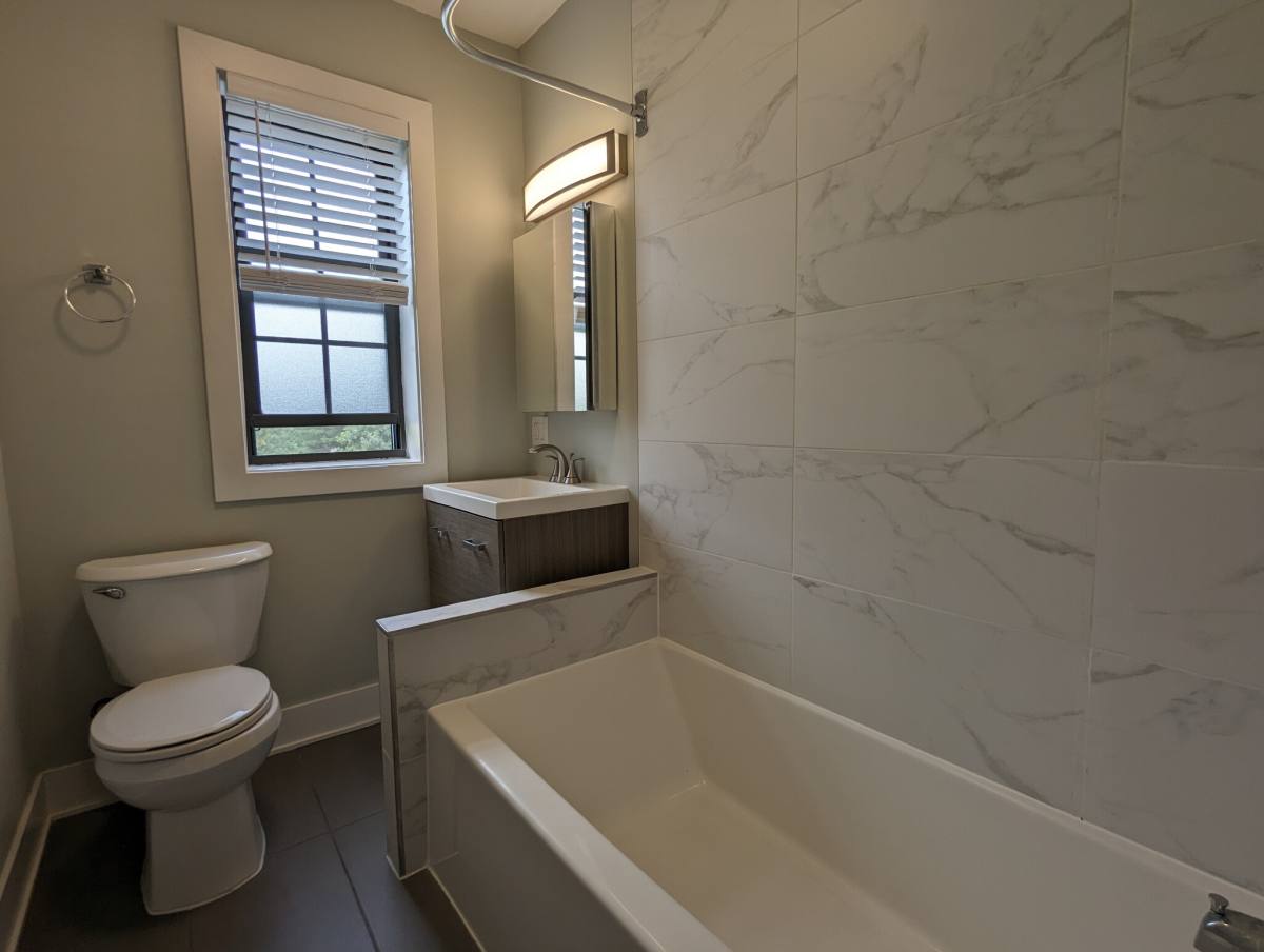 Apartment for rent at 730 Judson, Highland Park, IL 60035