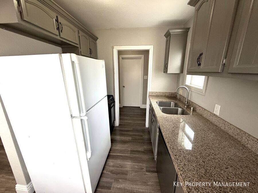 Apartment for rent at 5930 Dodd St #B, Las Vegas, NV 89122