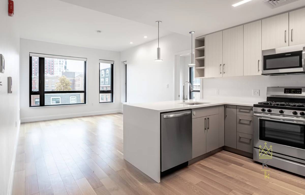 Apartment for rent at 150 Camden St, Boston, MA 02118
