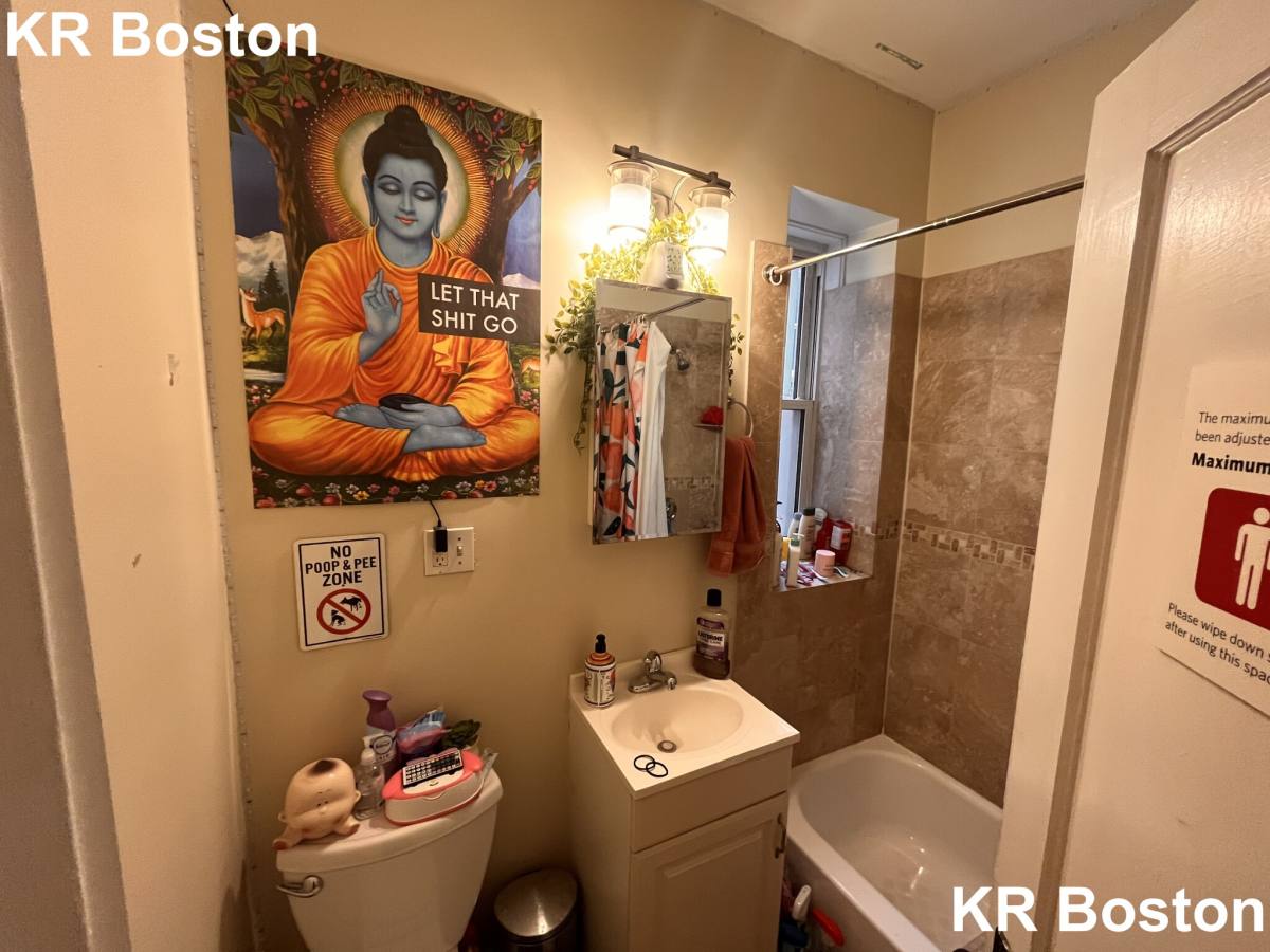 Apartment for rent at 1193 Commonwealth Ave, Allston, MA 02134
