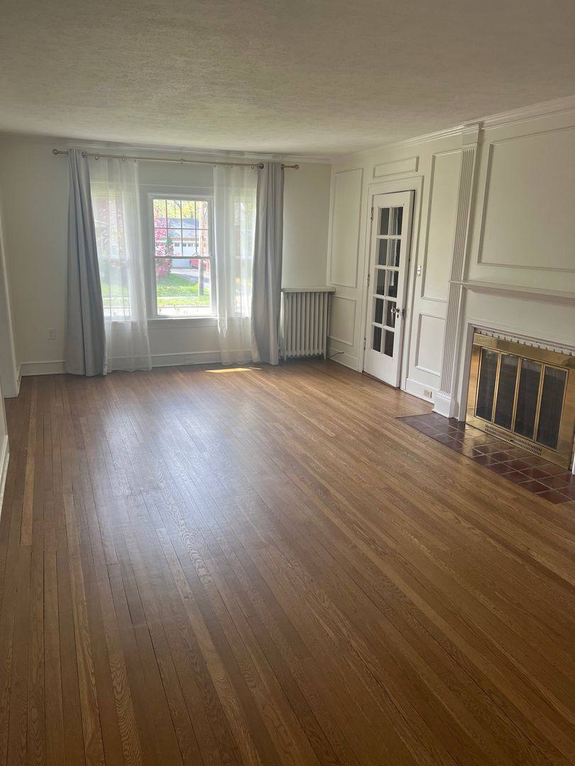 House for rent at 2561 S Taylor Rd, Cleveland, OH 44118