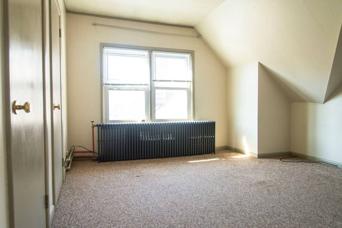 Apartment for rent at 15-17 N 15th Ave E, Duluth, MN 55805
