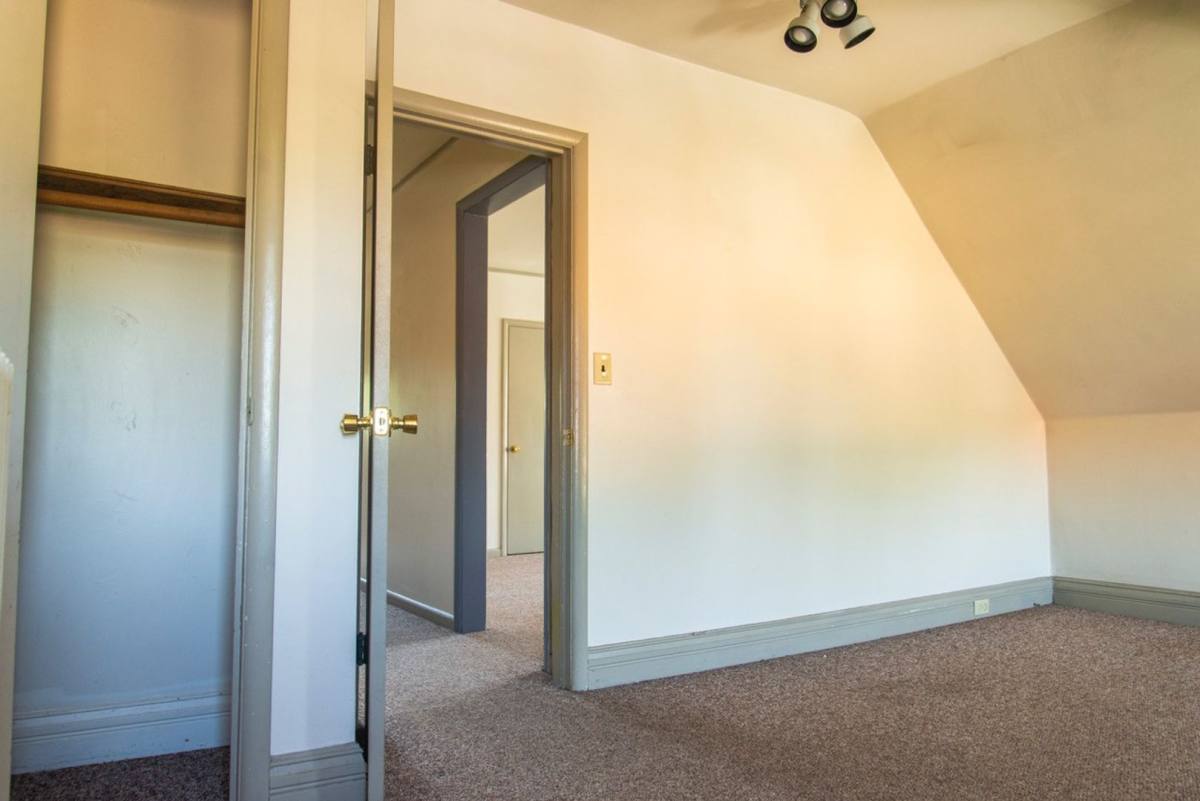 Apartment for rent at 15-17 N 15th Ave E, Duluth, MN 55805