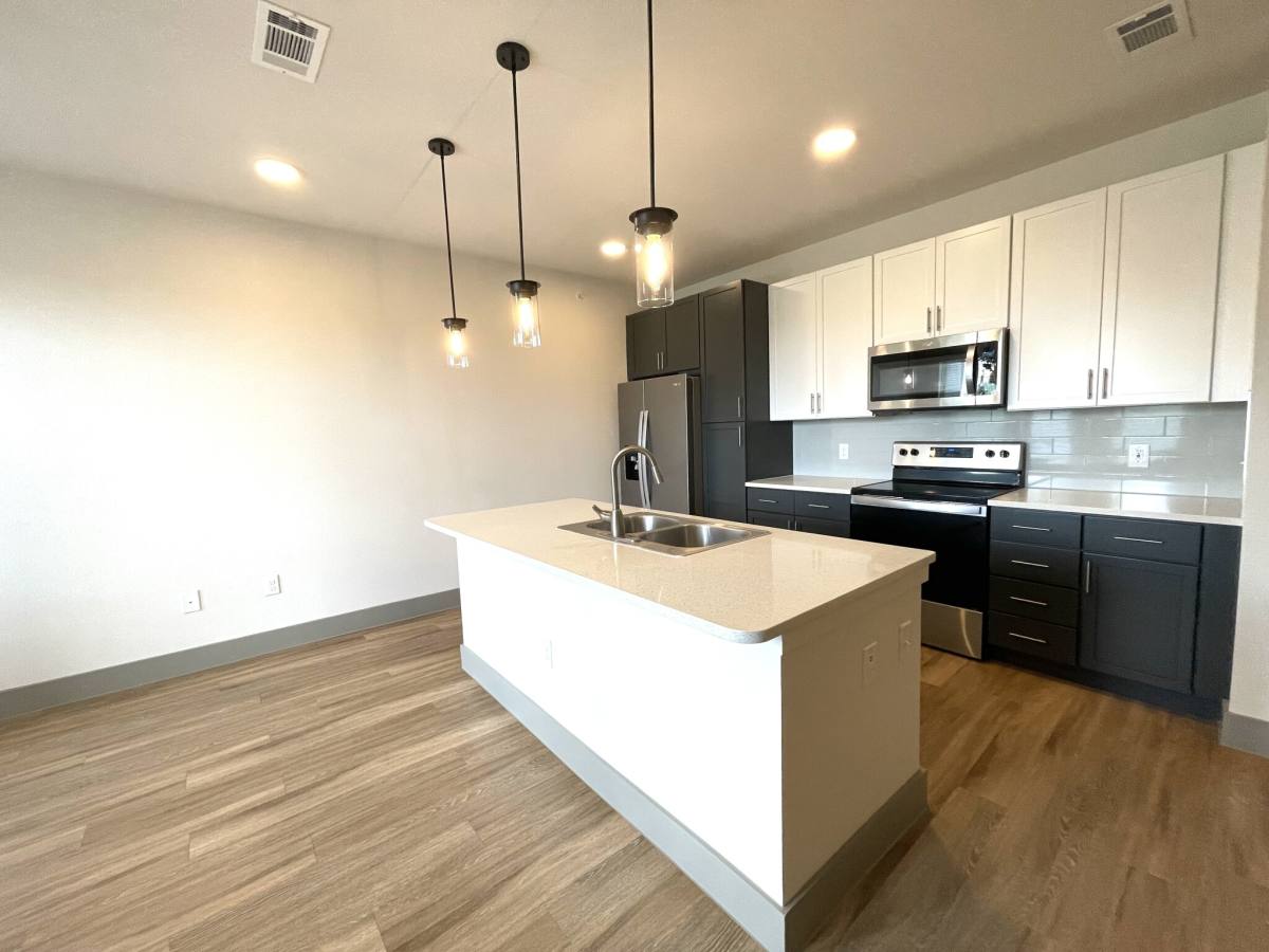 Apartment for rent at 705 E Olympic Dr, Pflugerville, TX 78660