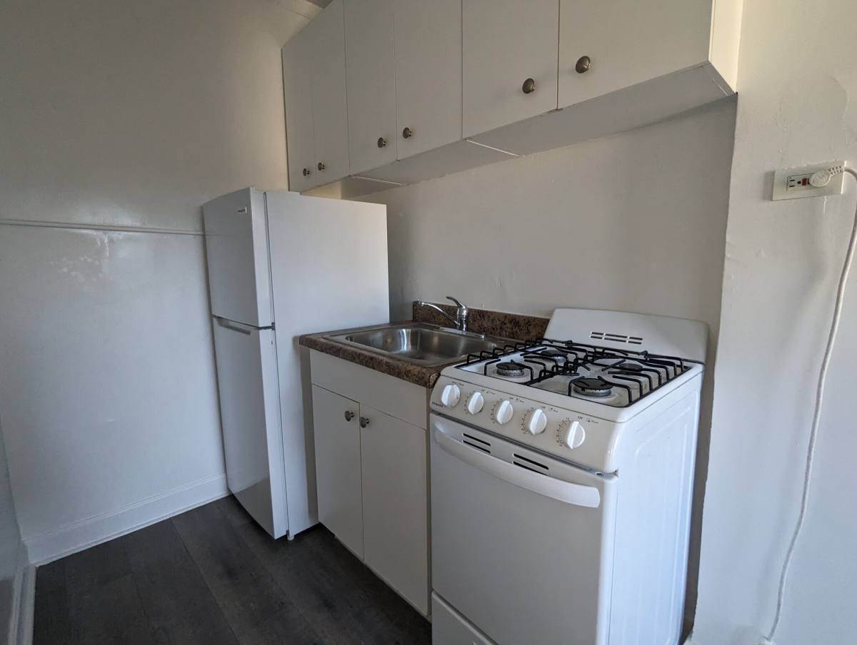 House for rent at 5417 N Kenmore, Chicago, IL 60640