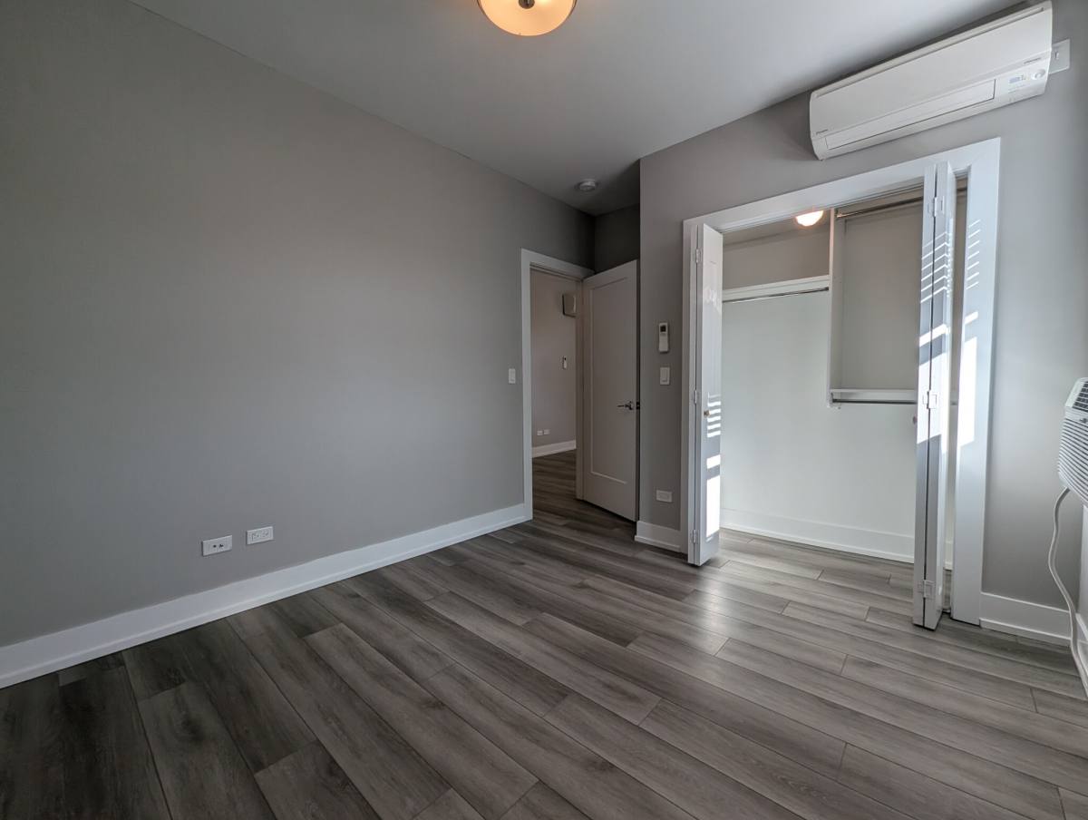 Apartment for rent at 3933 N Janssen, Chicago, IL 60613