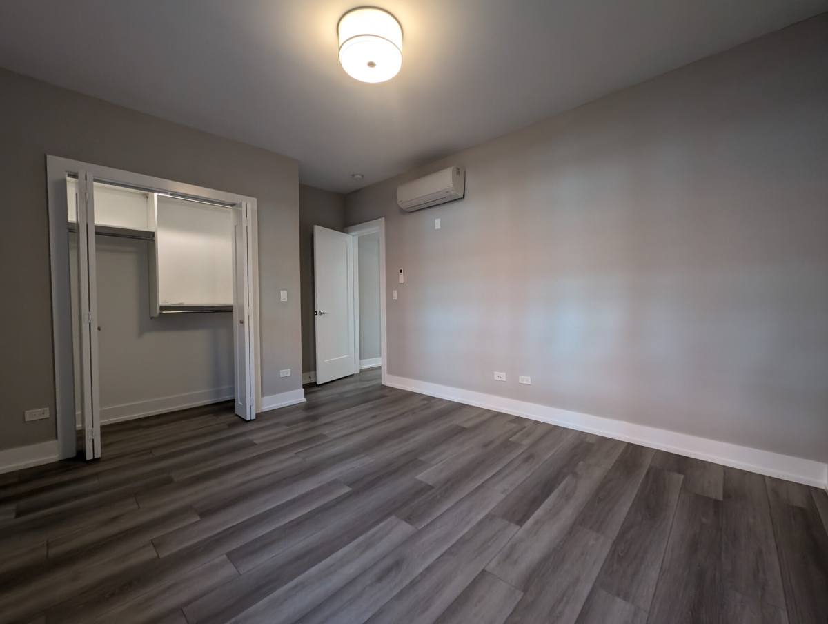 Apartment for rent at 3933 N Janssen, Chicago, IL 60613