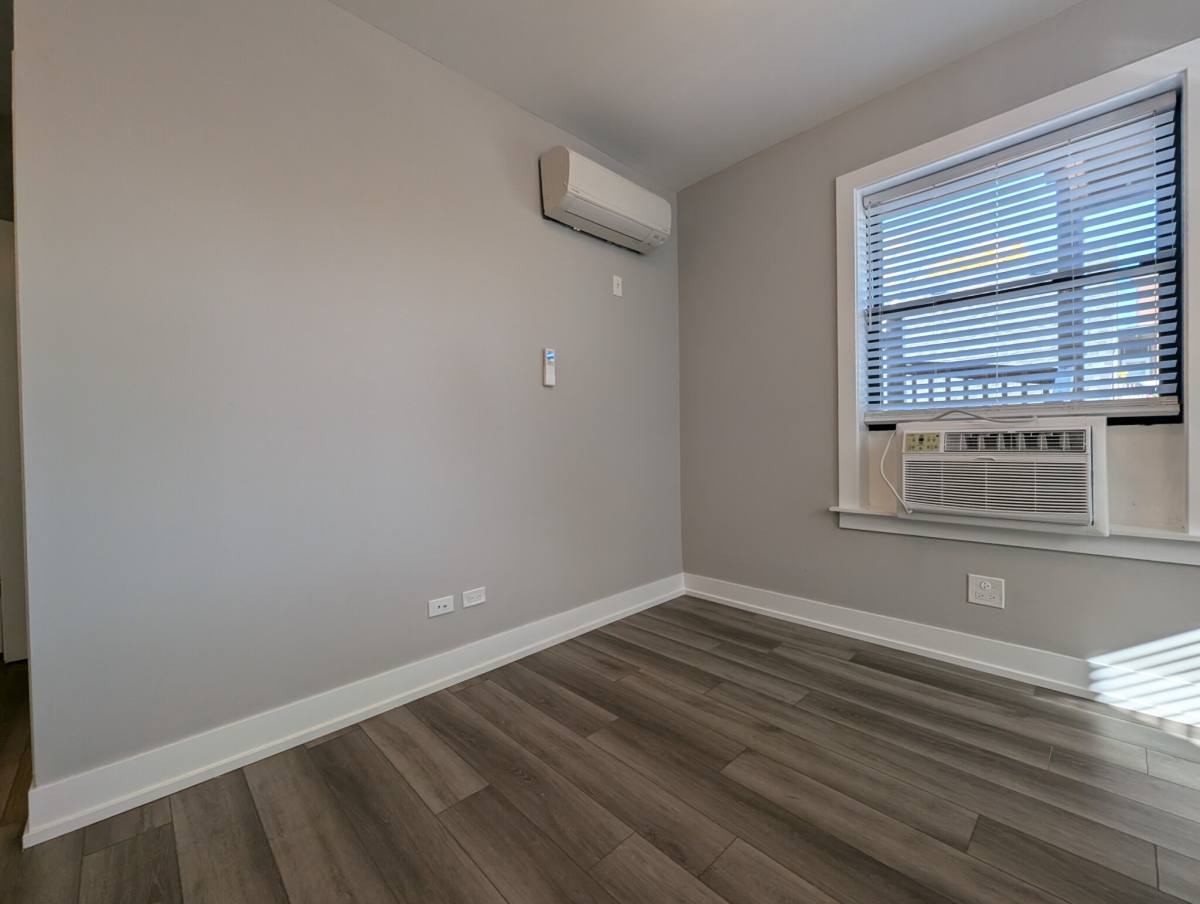 Apartment for rent at 3933 N Janssen, Chicago, IL 60613