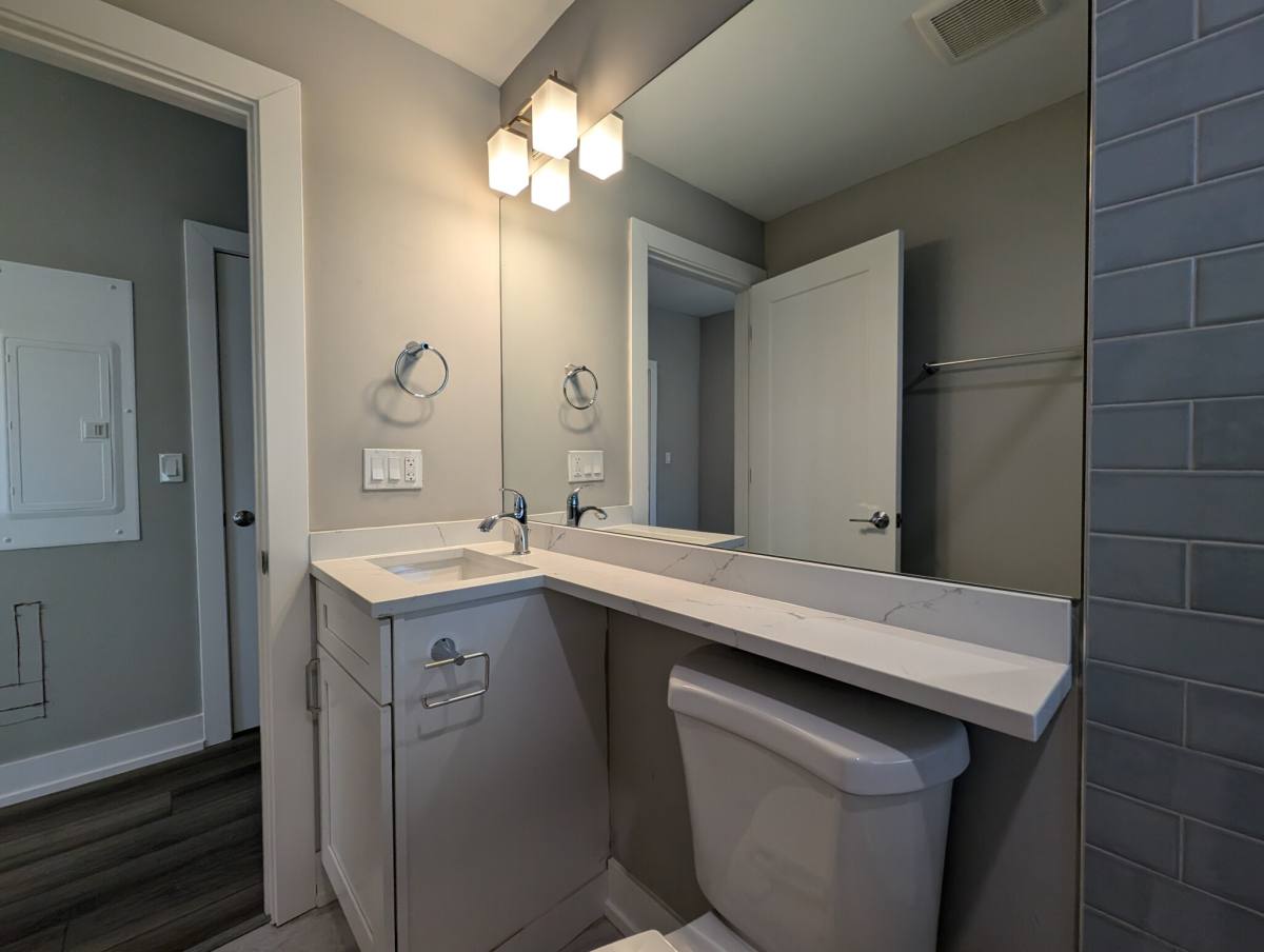 Apartment for rent at 3933 N Janssen, Chicago, IL 60613