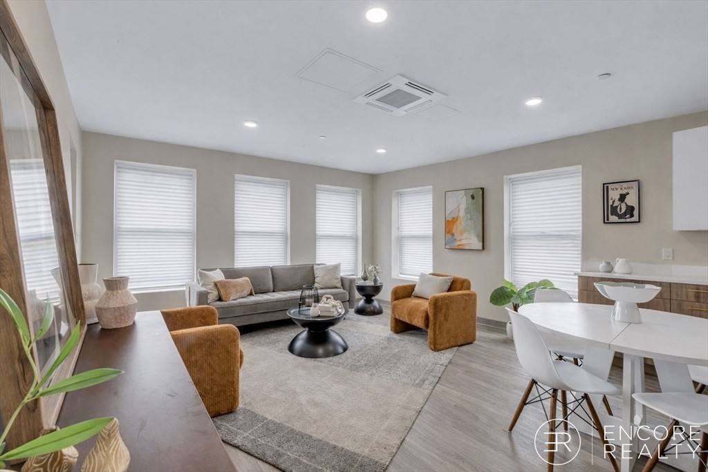Apartment for rent at 375 Cummins Highway, Roslindale, MA 02131