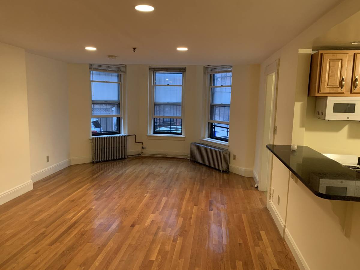 Apartment for rent at 379 Commonwealth Ave, Boston, MA 02115