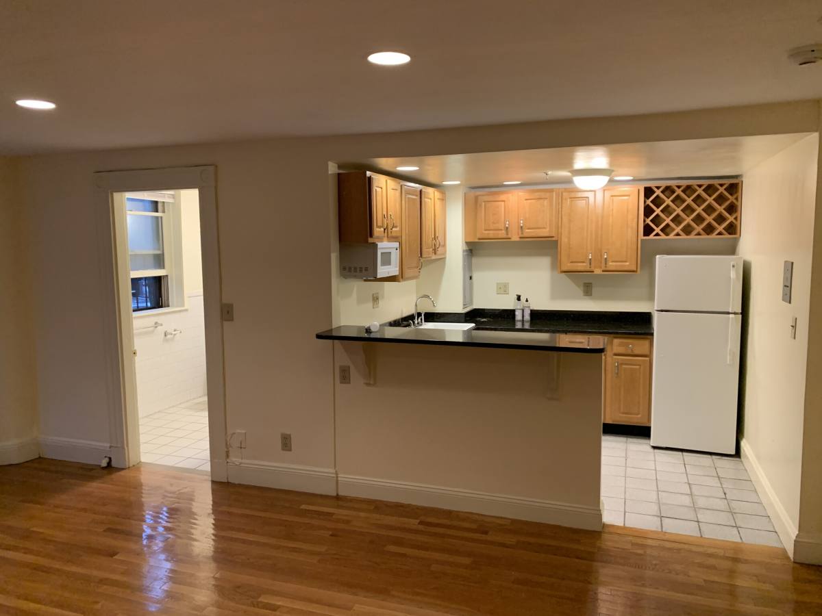 Apartment for rent at 379 Commonwealth Ave, Boston, MA 02115